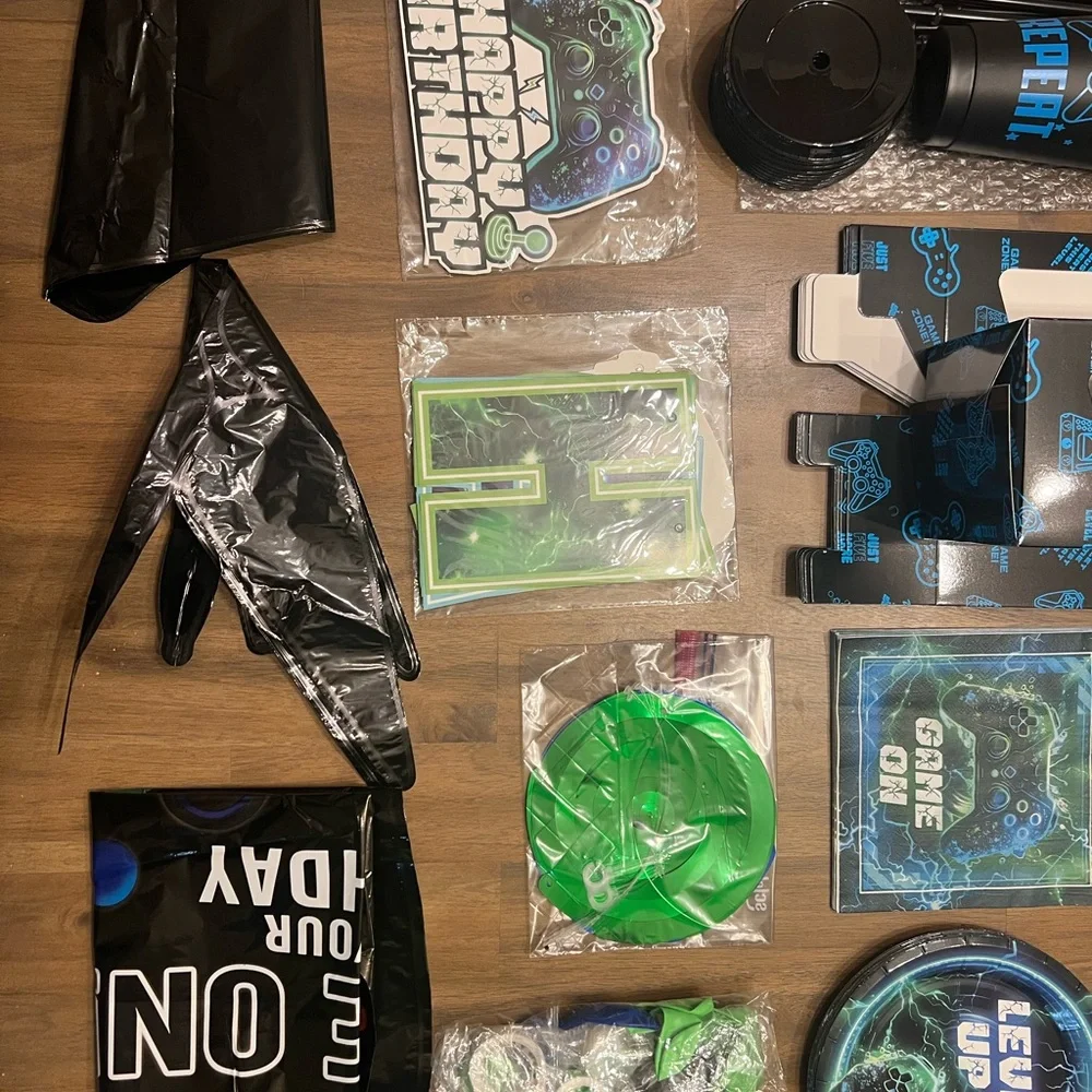 Eat Sleep Game Repeat Black & Green Gaming Party Supplies Set an favors